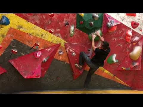 Bouldering indoor