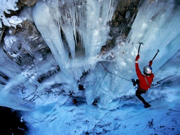 Cascada Răchițele. Sursă: www.turistmania.ro
