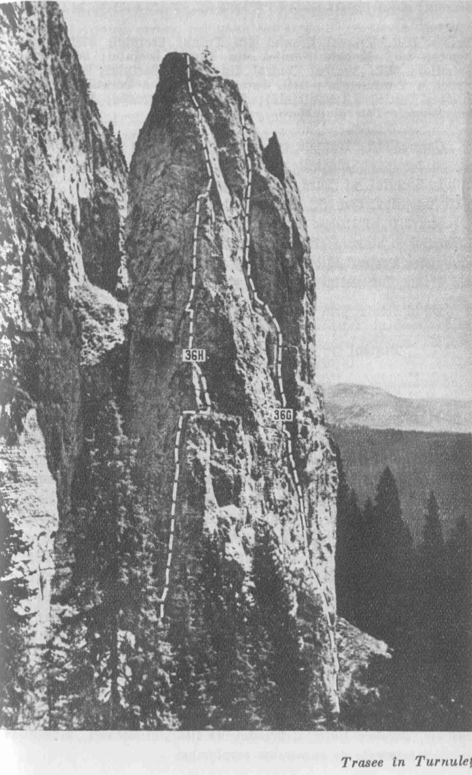 Sursa: Dimitriu, Cristea 1961. 36H. Muchia Vestică a Turnuleţului Sursa: Dimitriu, Cristea 1961. 36H. Muchia Vestică a Turnuleţului