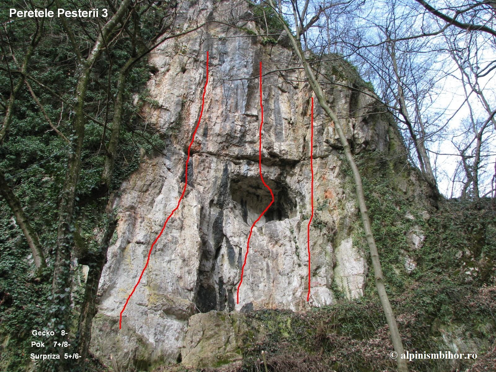 Sursă: alpinismbihor.ro Sursă: alpinismbihor.ro